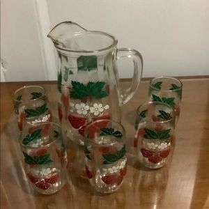 Glass pitcher and cups set